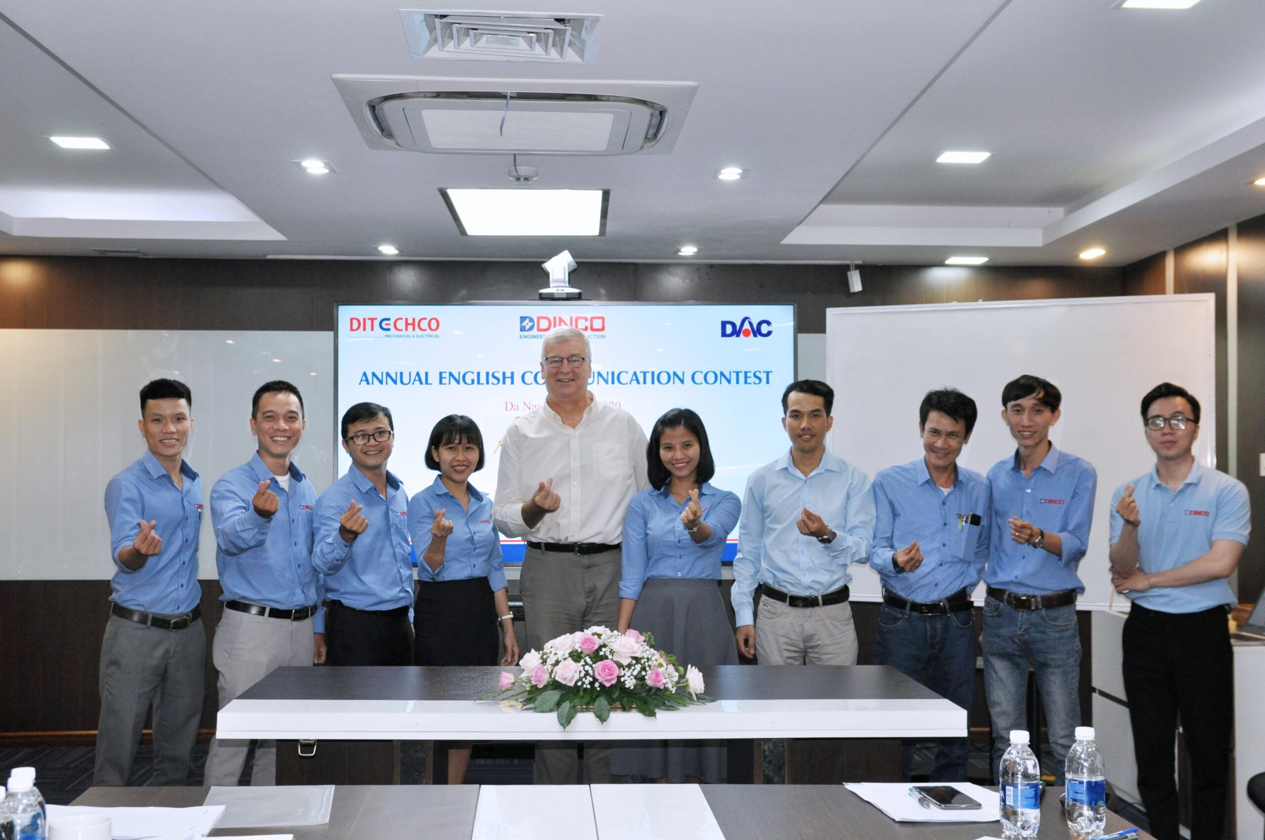 Cuộc thi Thuyết Trình Tiếng Anh thường niên 2020